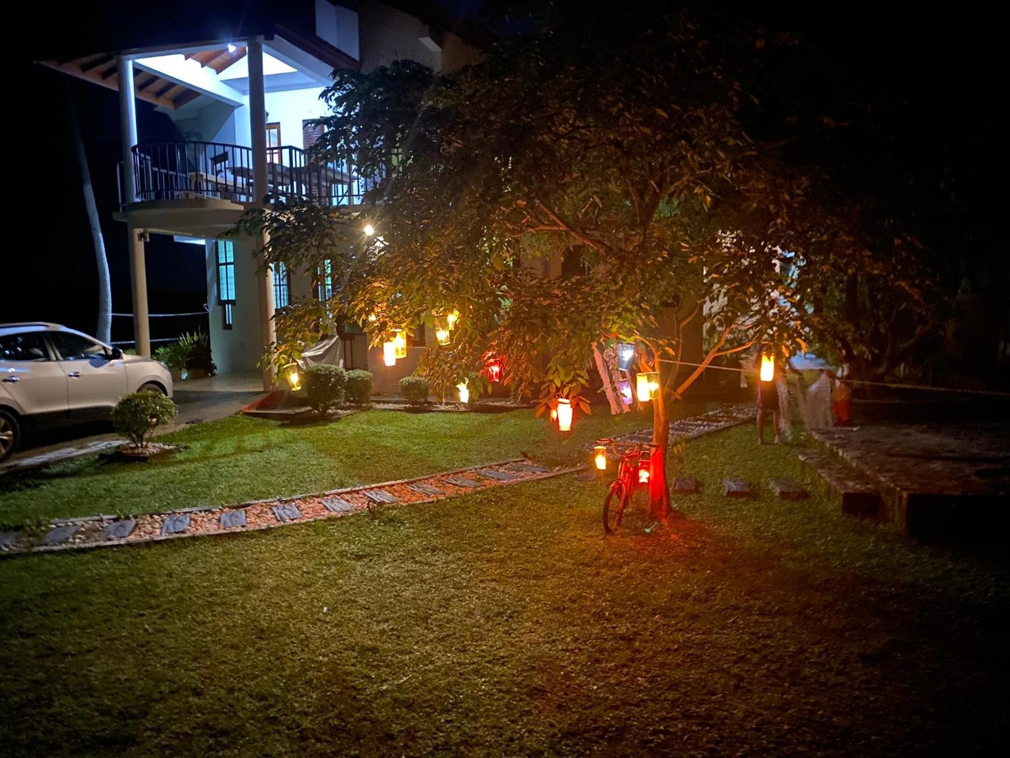 Aroma Villa Homestay Polonnaruwa Exterior foto